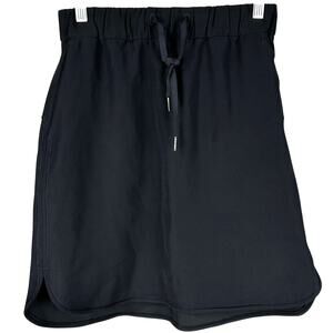 Lululemon On The Fly Skirt Woven Black Women's Size 6 Excellent Used Condition